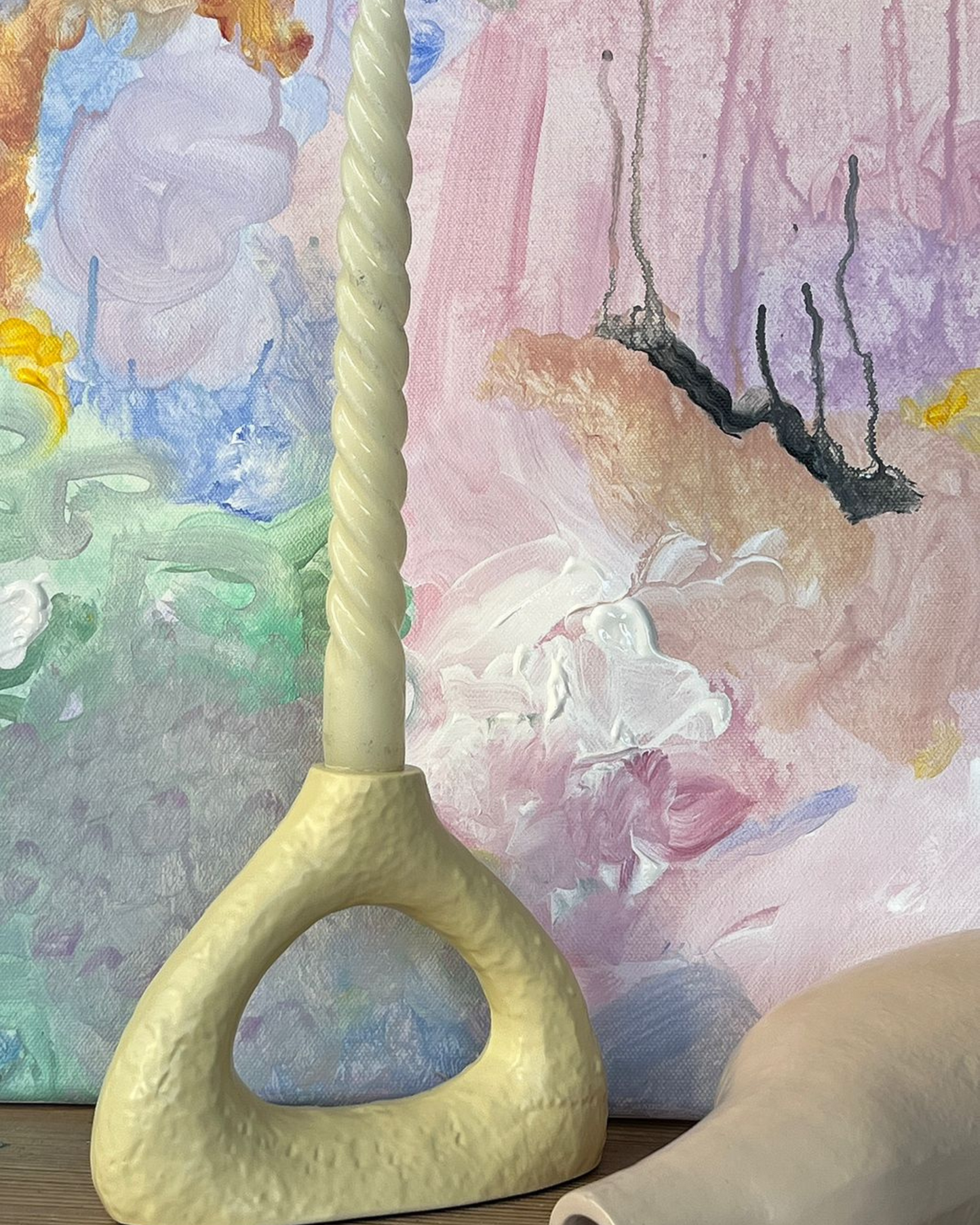 NA-KD arch candle holder