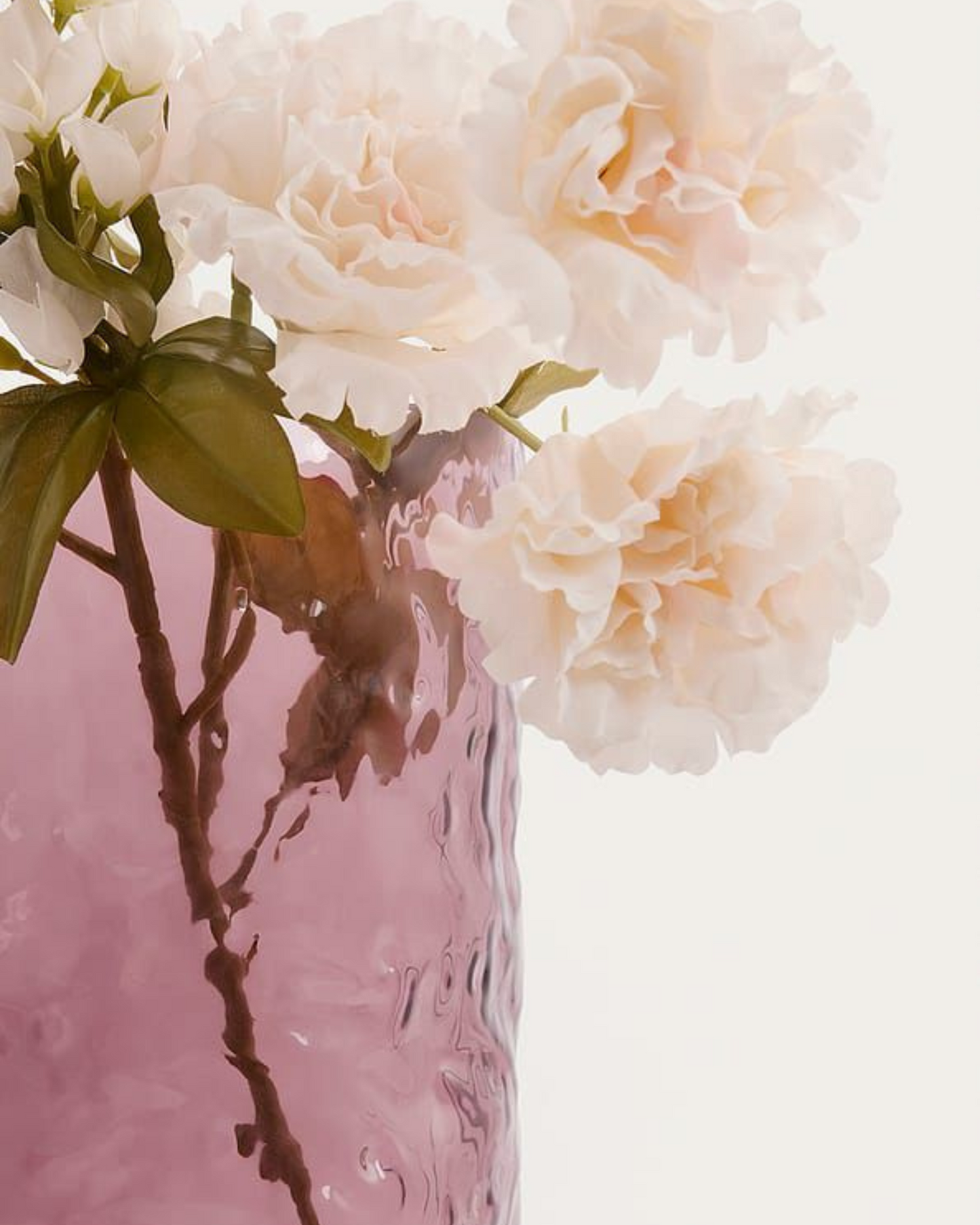 NA-KD hammered glass vase